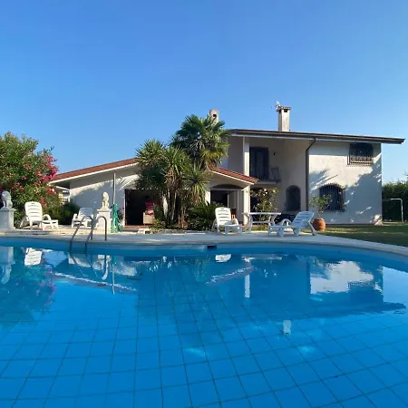 Villa Lorivita Feriehus